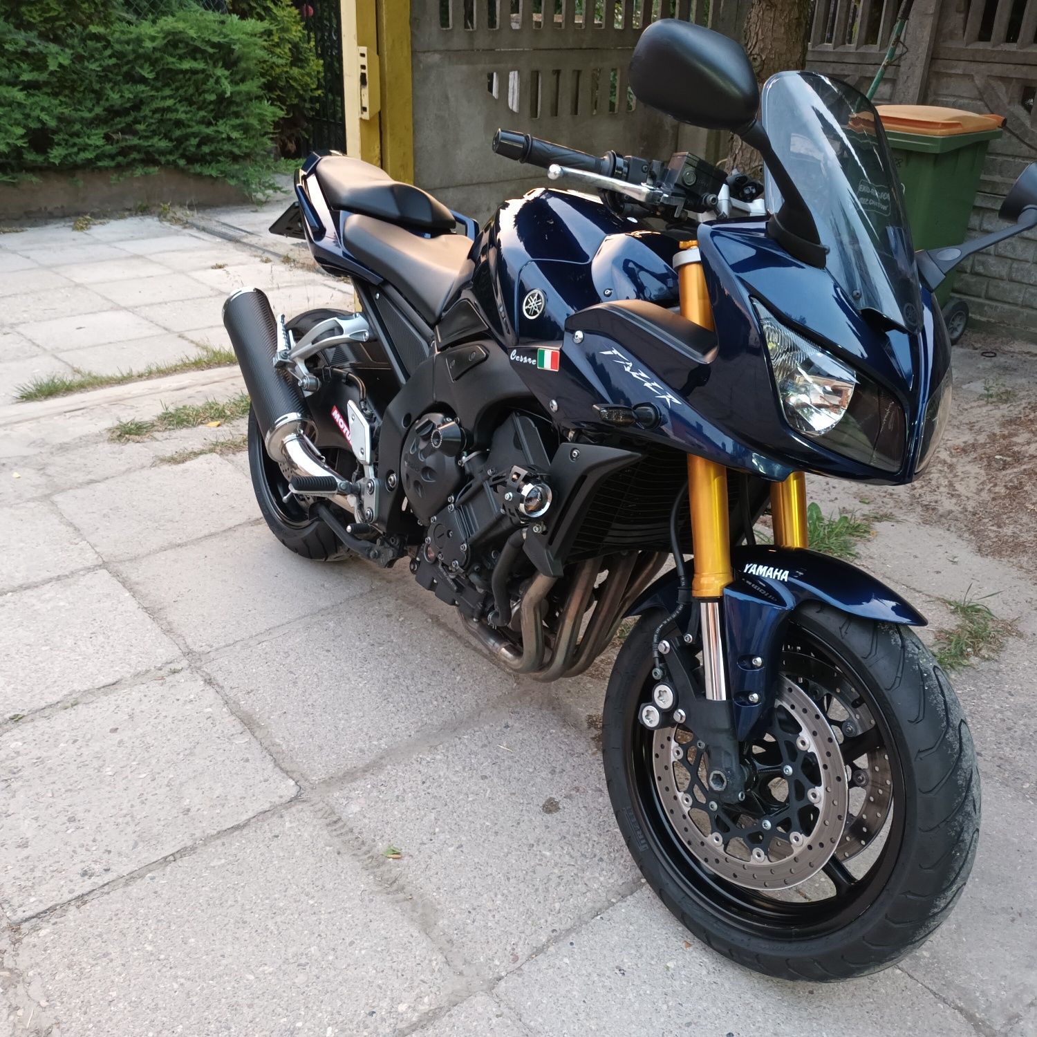 Yamaha fz1 2008r