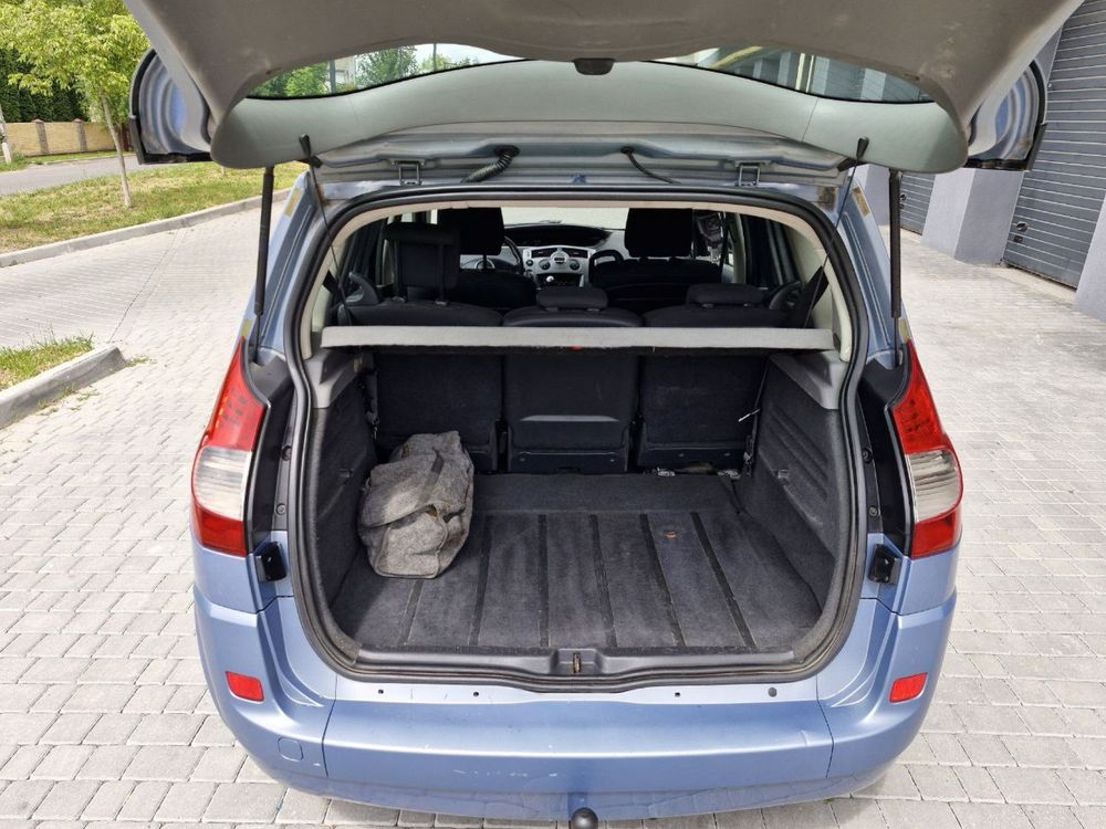 Renault Scenic 2007р 1.6 бензин
