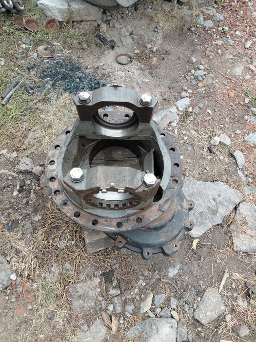 Корпус среднего редуктора камаз 6520