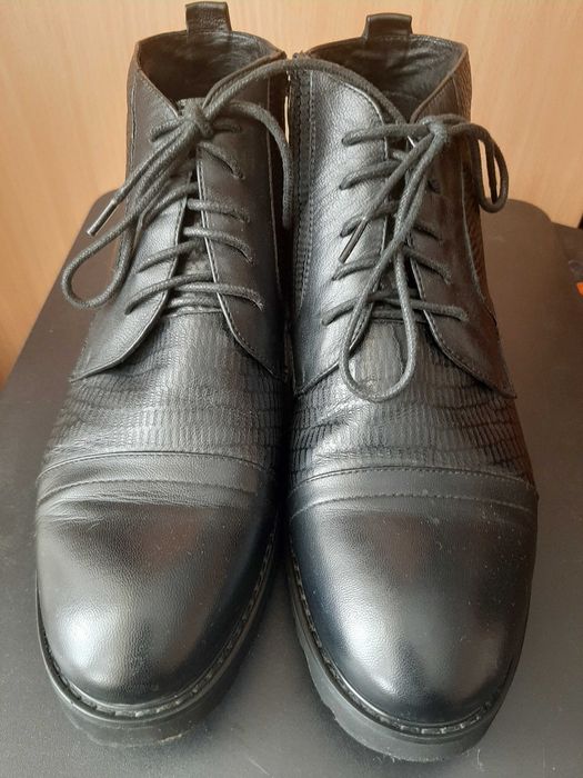 Чобітки демісезонні жіночі