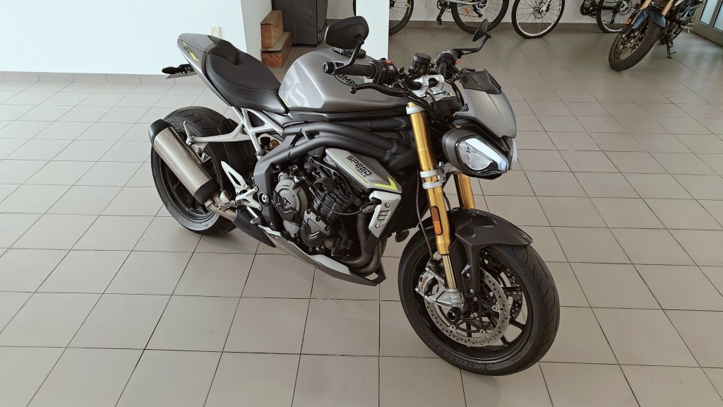 Triumph Speed Triple 1200RS