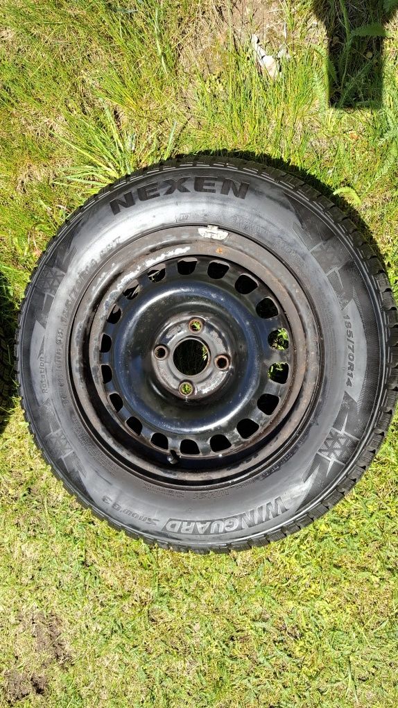 4x Felgi stalowe 4x100 + opony zimowe 185/70/14" 2022r.