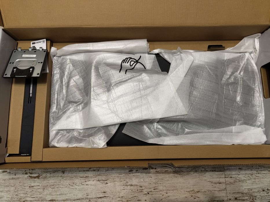 Монітор HP X34, бита матриця