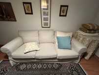 Sofa ikea 3 lugares beje