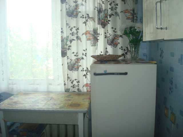 Аренда метро Харьковская! Харьковское шоссе 21/1 , хорошая 1 комнат