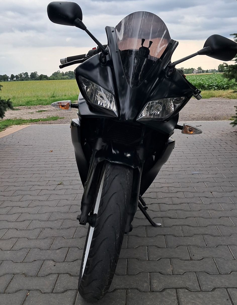 Sprzedam yamaha yzf r125