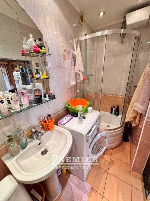 Центр поруч, затишок всередині: атмосфера  Молдаванки чекає на вас!