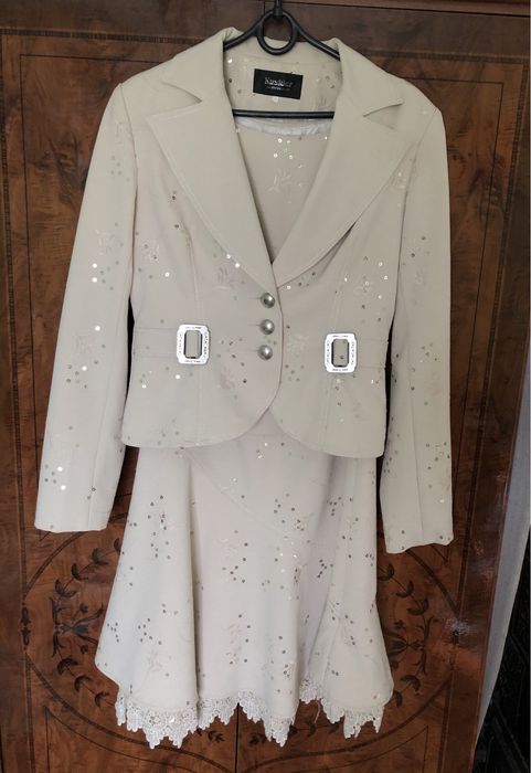 Костюм жіночий трійка