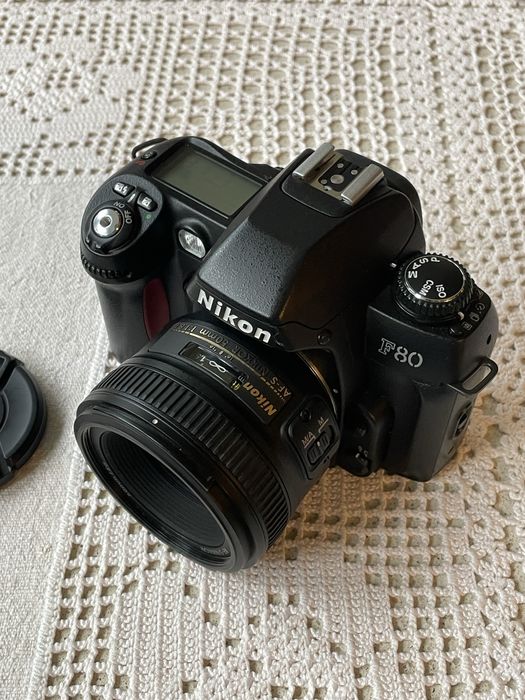 Nikon F80 + 50mm 1.8G