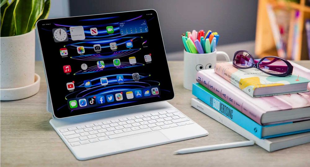 Apple iPad Pro 12.9 M2 256GB 2022  97 циклів