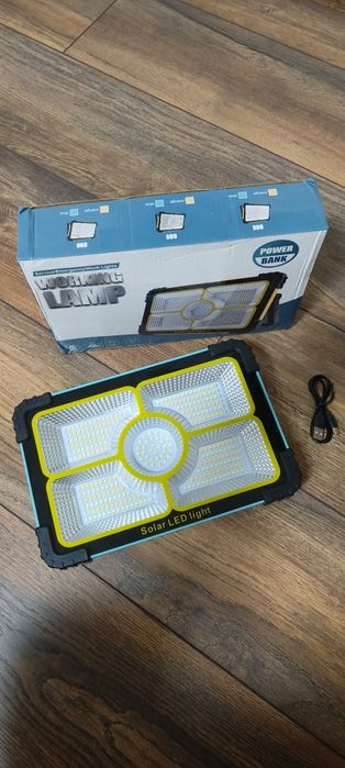 Ліхтар/ прожектор/power bank
