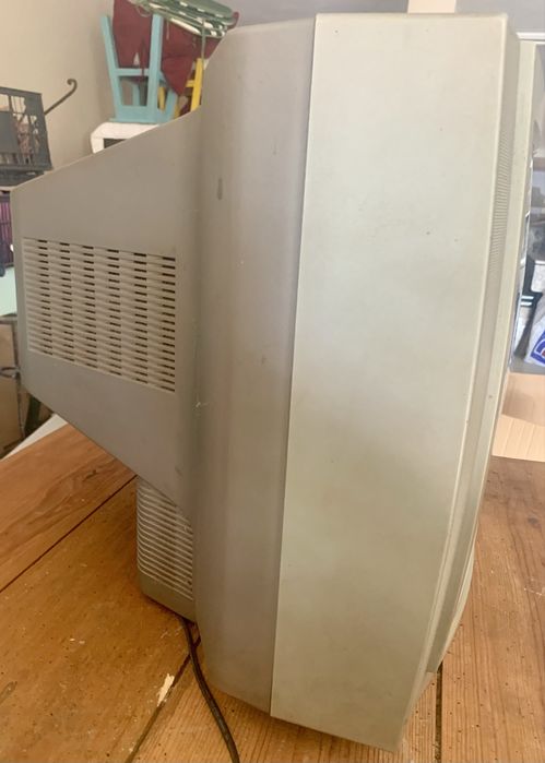 Televisão LG CB-21t40x