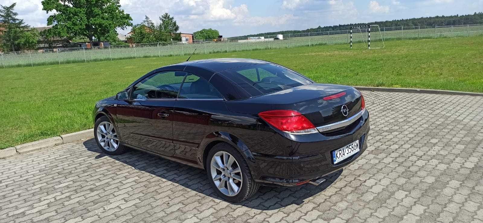 Opel Astra H Twin Top 1.8 benzyna