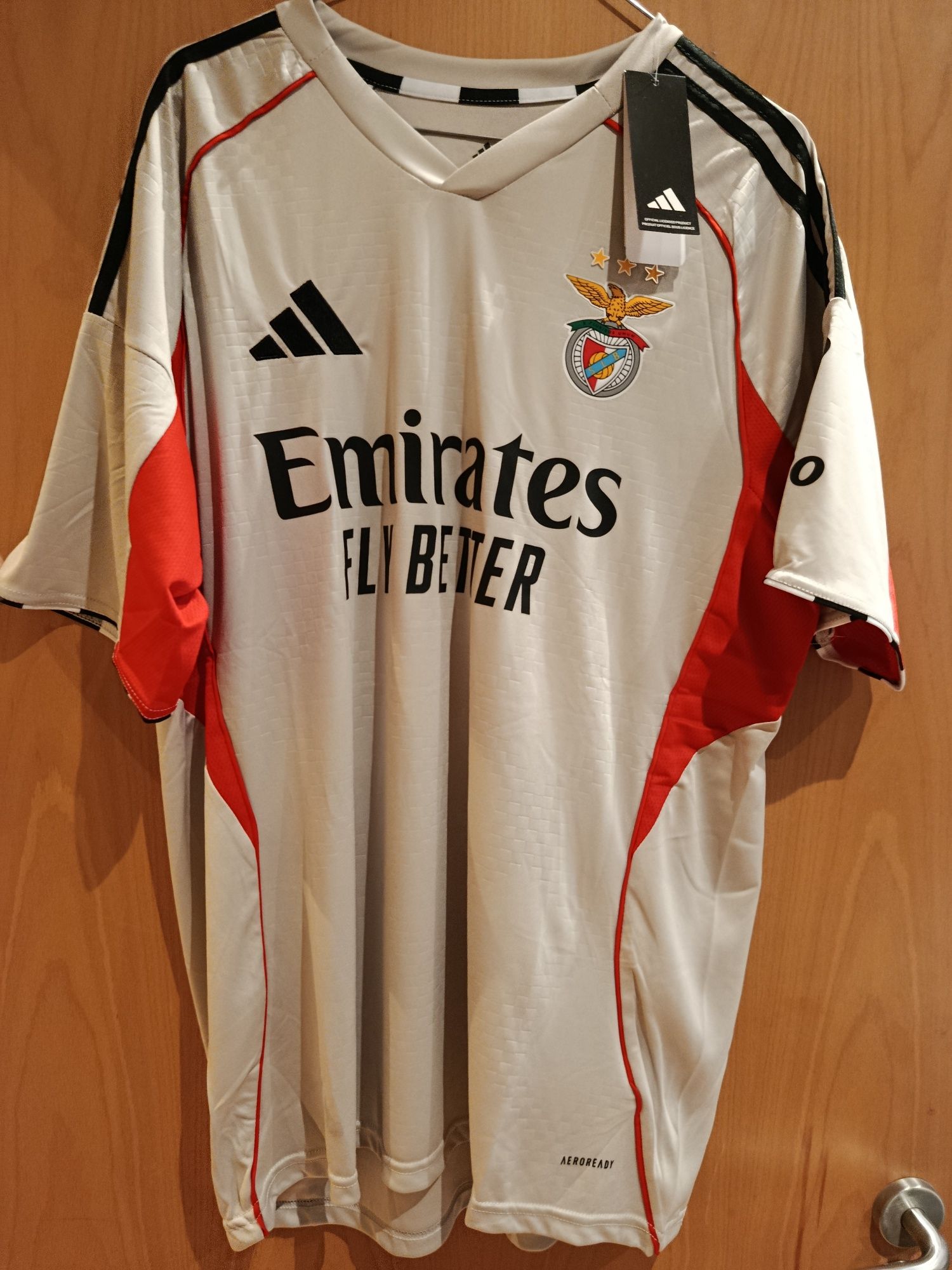 Camisola Benfica época 25 26
