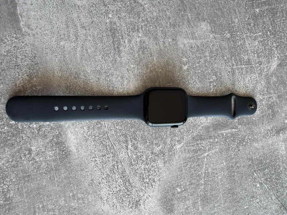 Smartwatch Apple Watch Series 9 GPS 45mm Midnight M/L GPS
Stan: używan