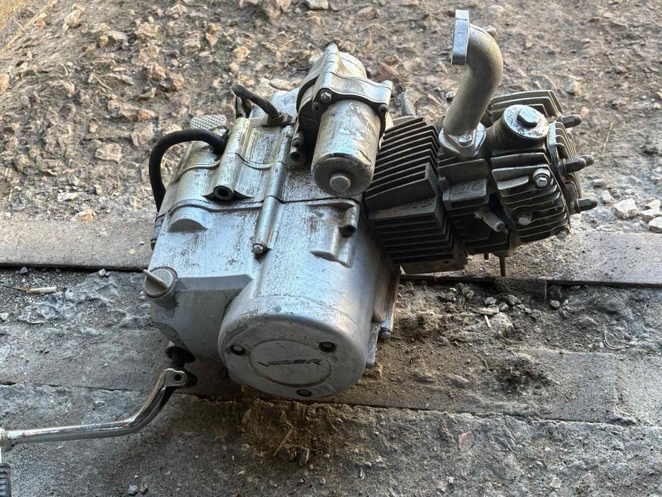 Продам двігатель вайпер актів