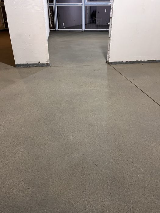 Стяжка, напівсуха стяжка підлоги, ремонт квартир