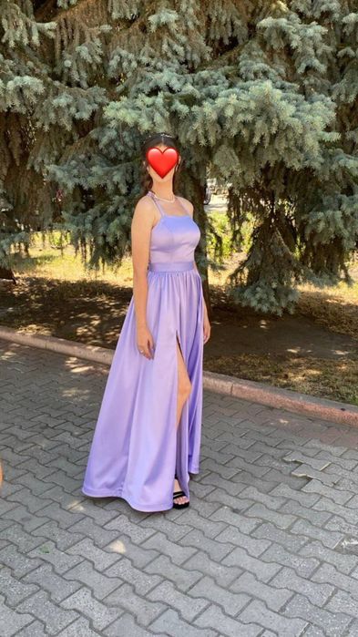 Продам випускну сукню