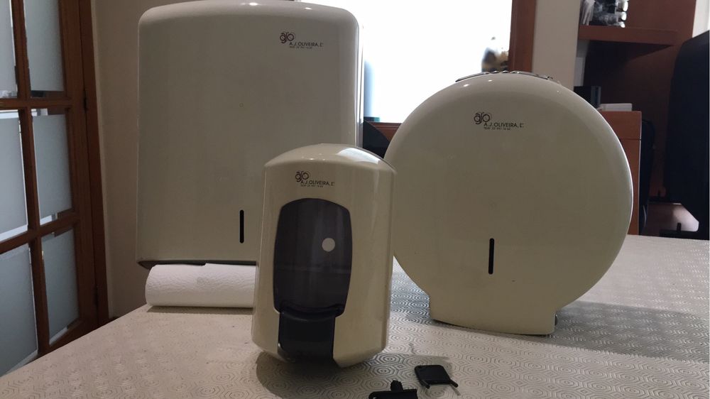 Comércio/Industria Conjunto Higiene WC