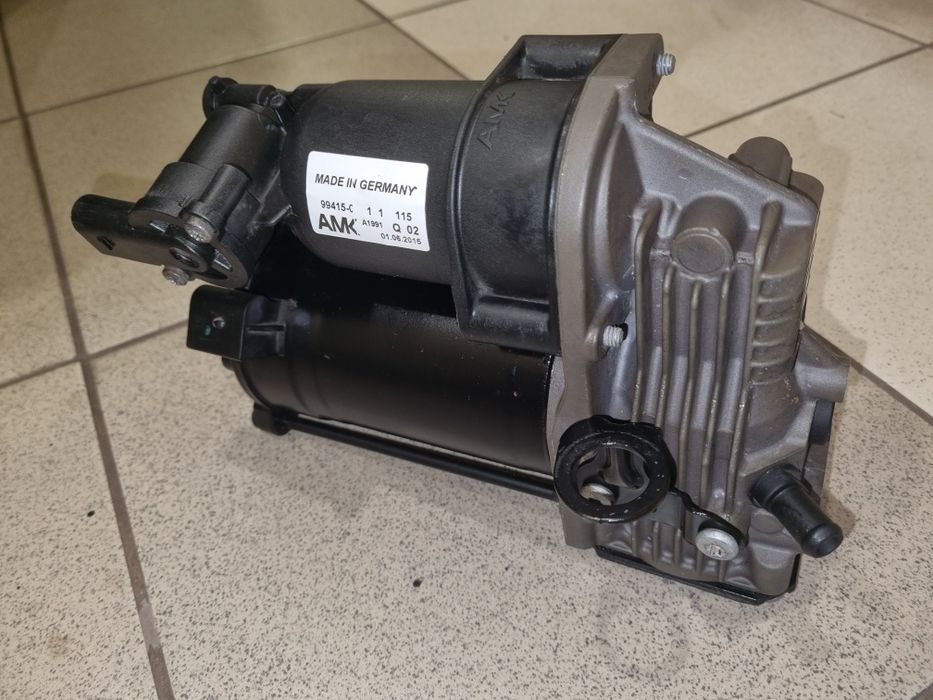 Компрессор пневмоподвески w164 AMK оригинал