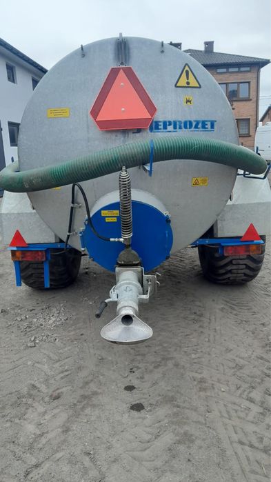 Wóz asenizacyjny meprozet