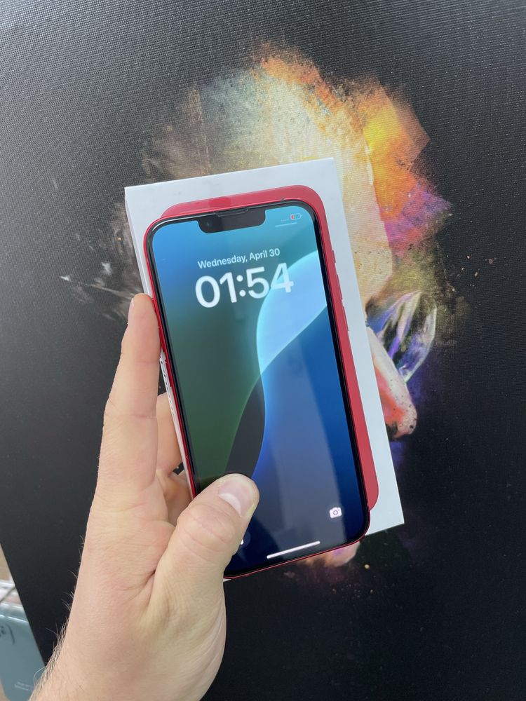 iPhone 13.128Gb Product red Never lock