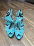 Sandalias Salto Alto - azuis - Zara