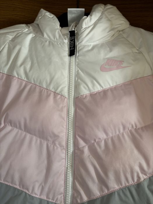 Kurtka zimowa Nike 128-137 cm