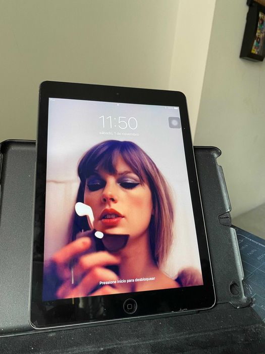 iPad Apple – Excelente Estado + Capa de Proteção