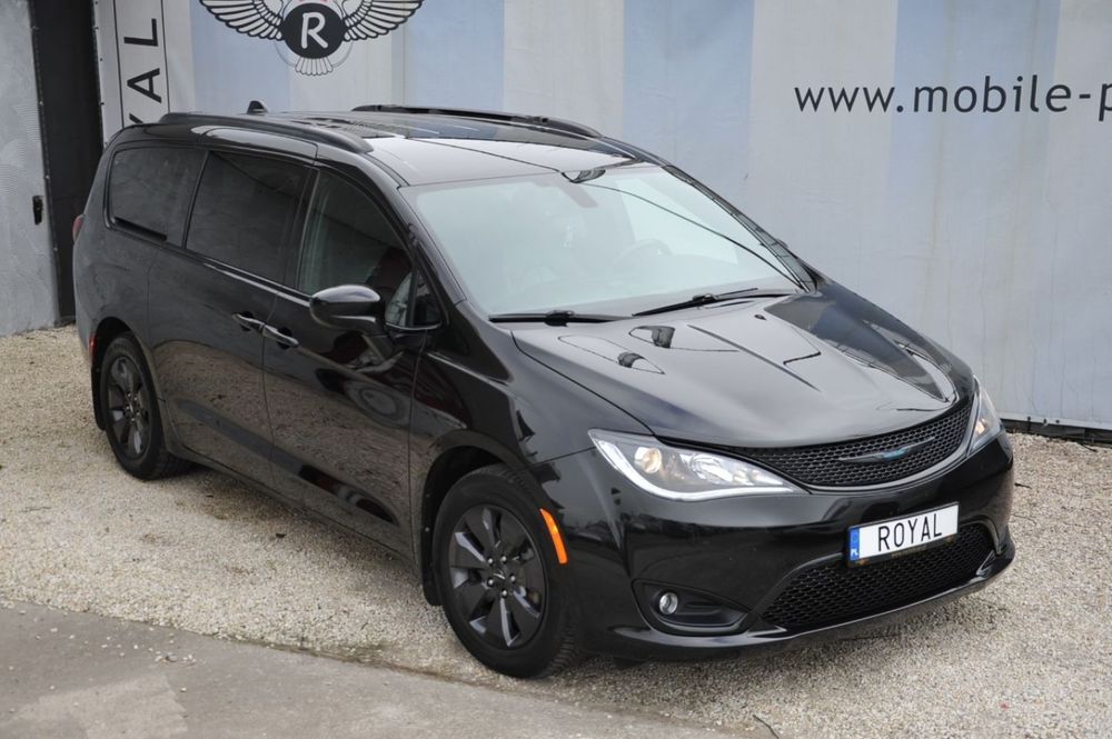 Chrysler Pacifica Chrysler Pacifoica S Hybrid plug-in Gwarancja !