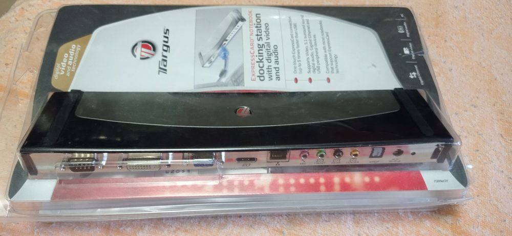 Нова Targus USB 2.0 Docking Station with Video (в упаковці)