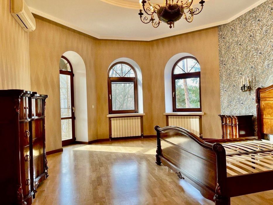 Козин. КГ Сосновый Бор. 520 м2. Новый ремонт! 20 соток в лесной части!