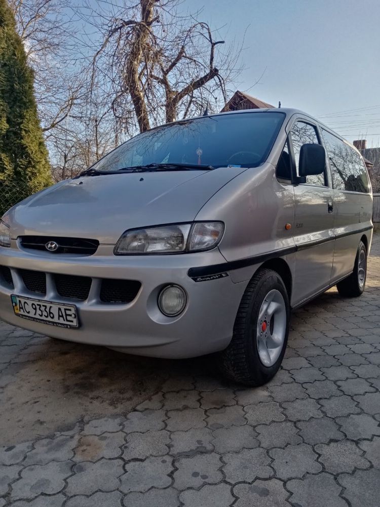 Продам Hundai H200 пасажир 8+1 1999 року