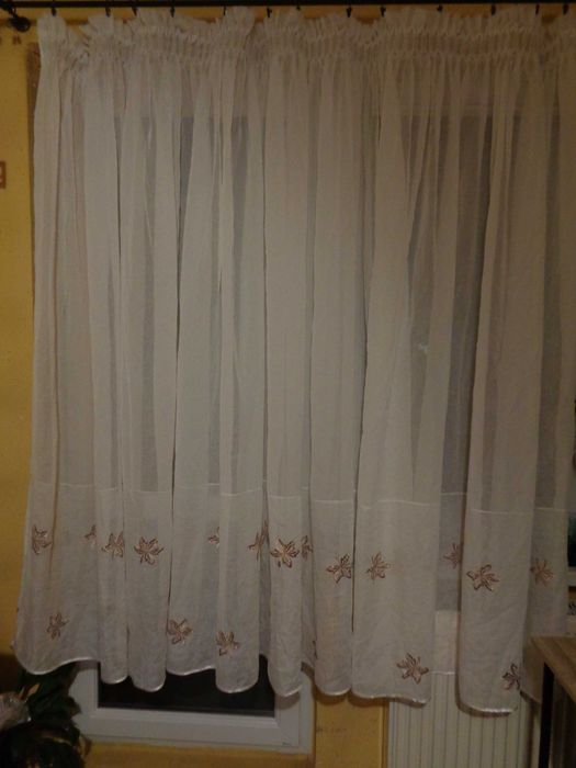Firanka dziecięca z haftem 180x173