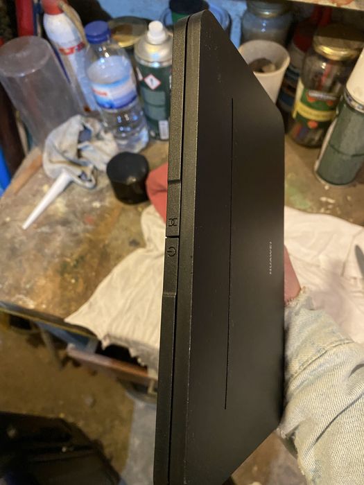 Vendo VTV c/ comando e router Huawei