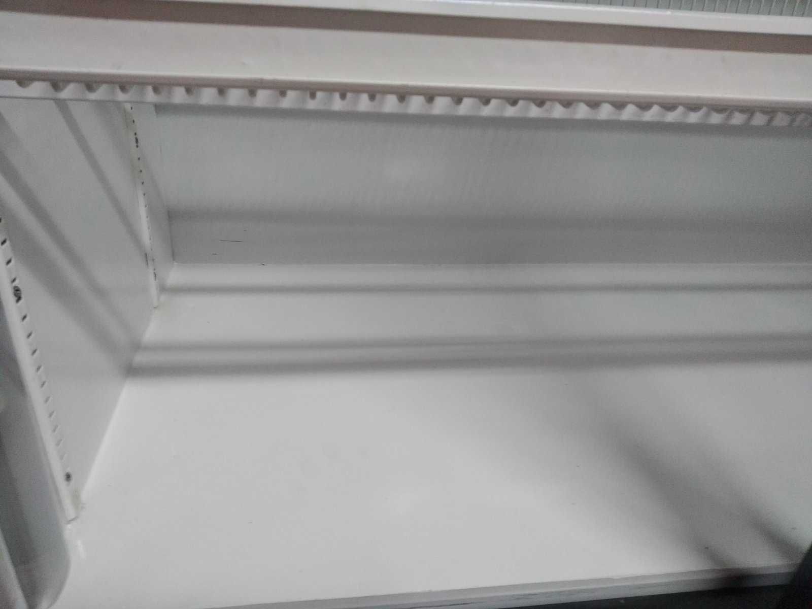 Холодильник Інтер 800