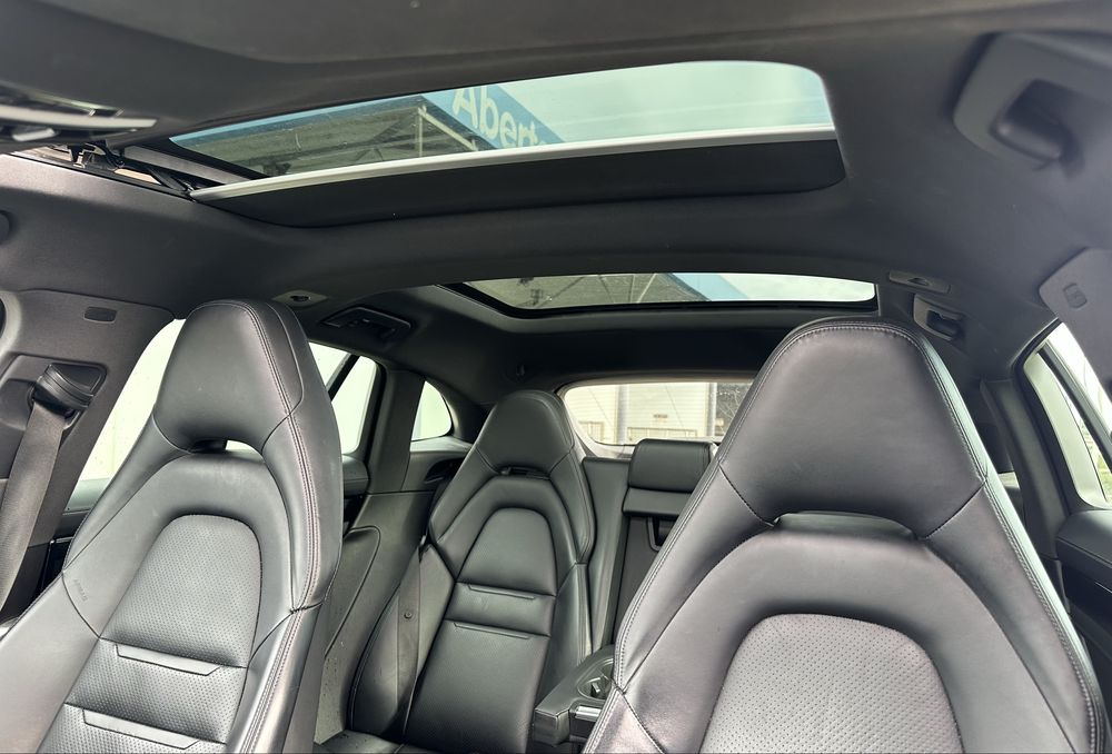 Porsche Panamera 4 Sport Turismo