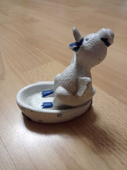 Figurka kaczorek w łódce