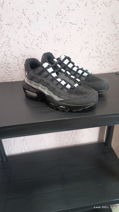 ОРИГІНАЛ Кросівки Кроссовки Nike Air Max 95 HV2539 -003  23 см осінь
