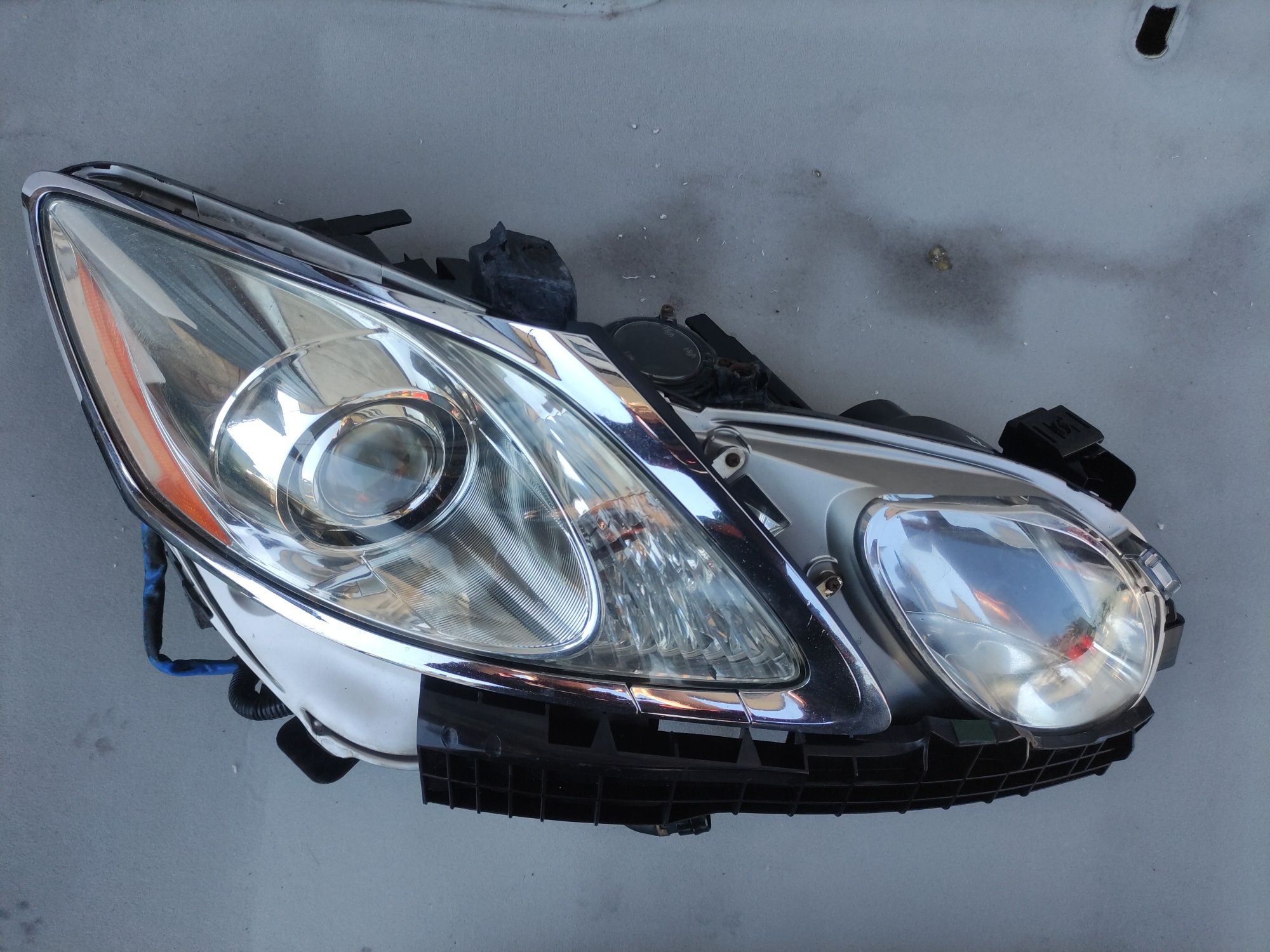 Lexus GS 05-12 Reflektor lampa Prawy przód ORYGINAŁ KOMPLETNA EUROPA