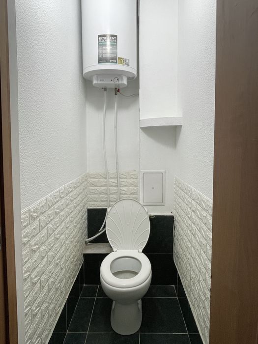 Оренда 2-кімнатної квартири з лічильником на тепло в Дніпровському рн