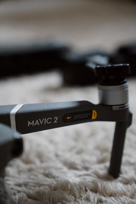 DJI MAVIC 2 ZOOM fly more combo