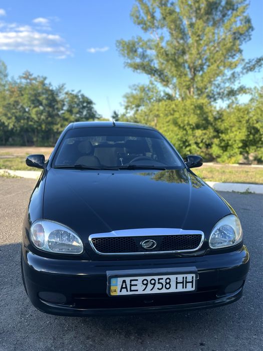 Daewoo Заз Сенс 1,3 сімейний автомобіль