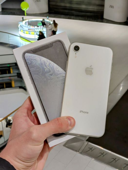 iPhone XR 128gb White Neverlock