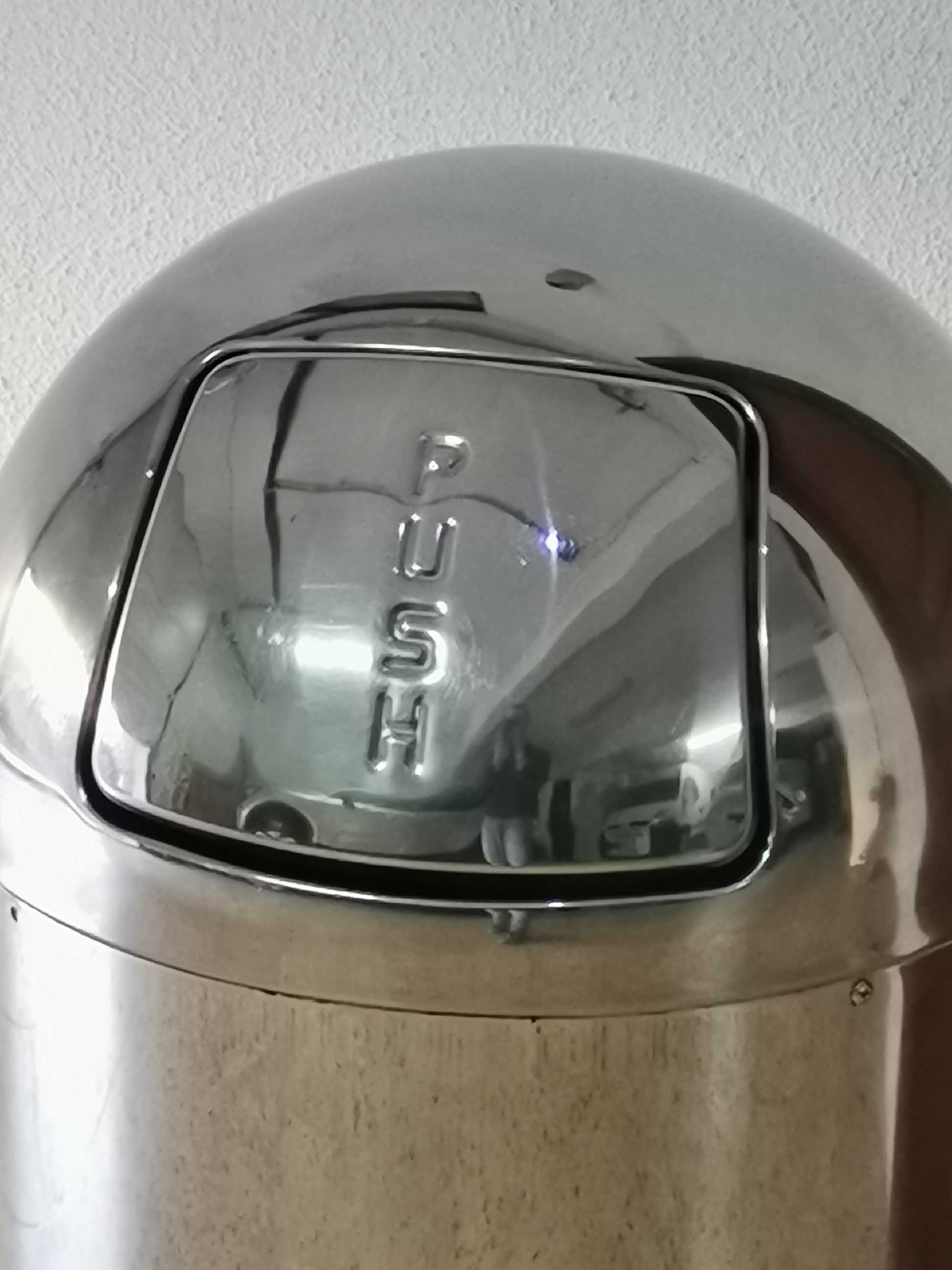 Recipiente Lixo tampa push Inox