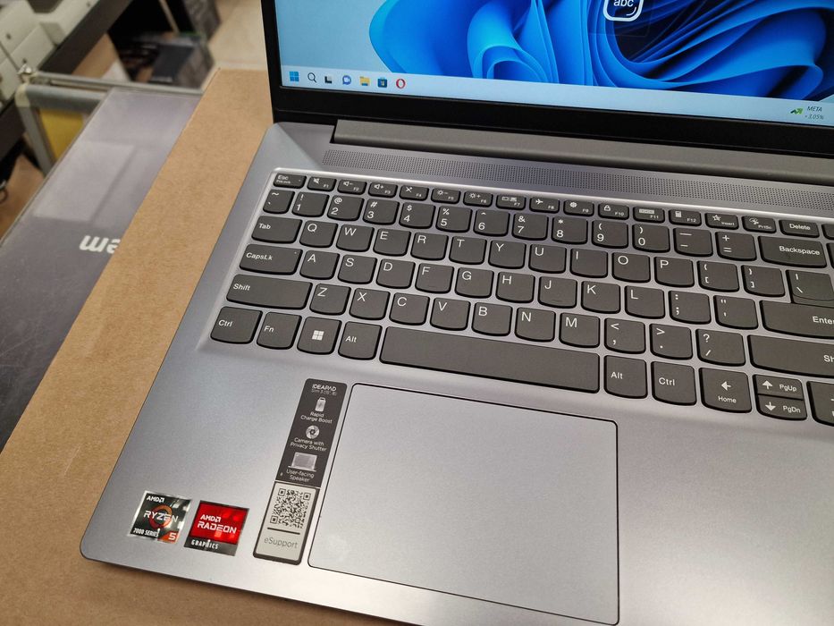 Lenovo Ideapad Slim 3 15IABR8/ R5 7530U 2.00 GHz/ 8GB/ 512GB/ W11 Home