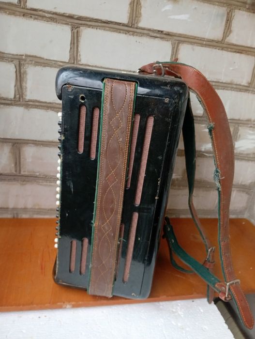 Баян Солист под реставрацию