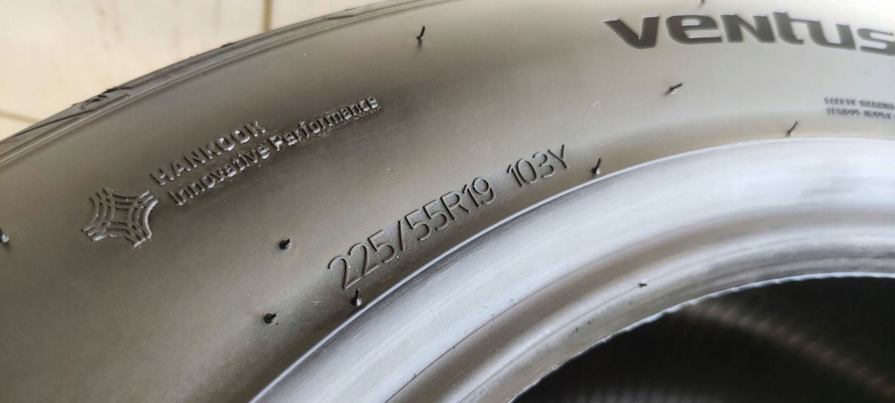 2x 225/55r19 Hankook Ventus S1 Evo3 K127 Ev 2023r B/A/71dB 3 lata gwar