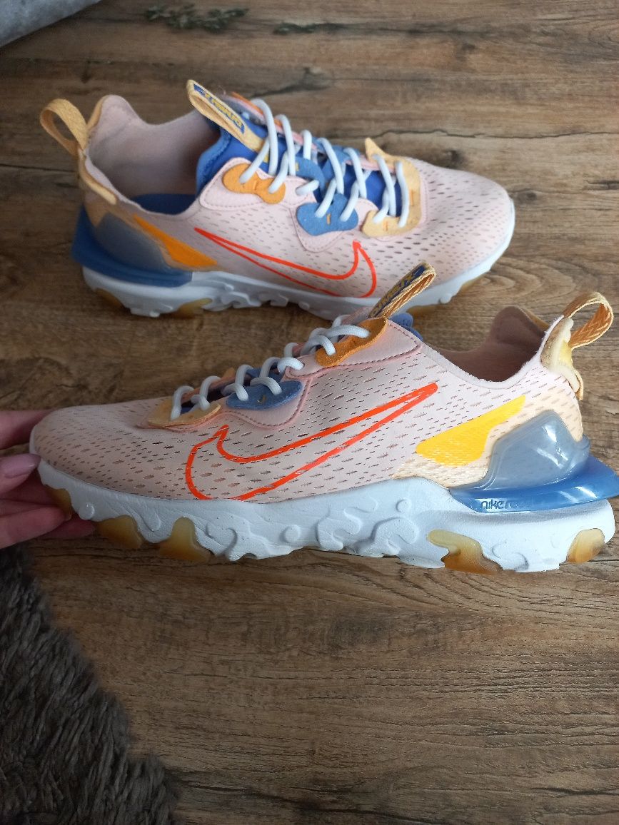 Кросівки Nike React Vision Cl7523-600 розмір 41 в см 26.5