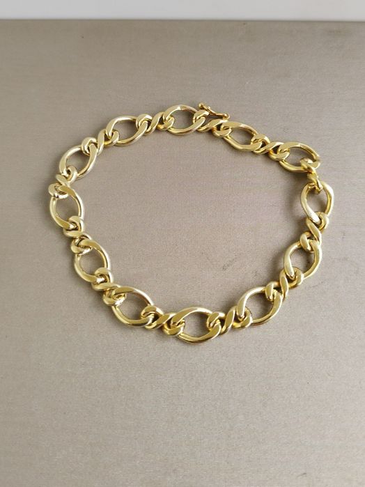 Pulseira dourada em prata 925